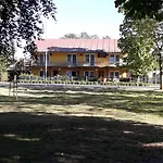 Dom Joanna Panzió 3*